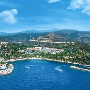 Pine Bay Resort